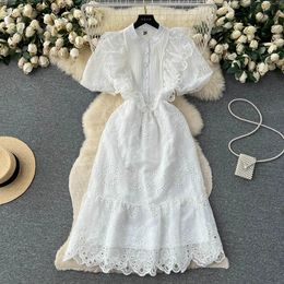 French Gentle Style White Dress Summer Lace Hooked Flower Bubble Sleeves Premium Feel Unique Sweet Fairy Dress