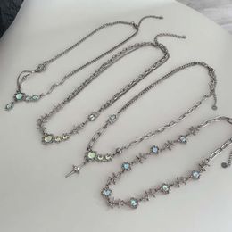 Pendant Necklaces Vintage Multilayer Pearl Heart Choker Necklace For Women Shiny Crystal Opal Clavicle Chain Y2K Jewellery