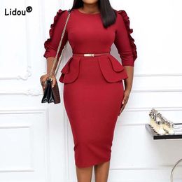 Plus size Dresses Ruffles Women Solid Colour Midi Pencil Skirt Commute Round Neck Back Zipper Design Three Quarter Sleeve Bag Hip Size 230518