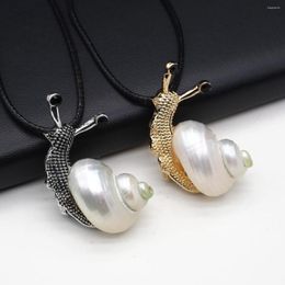 Pendant Necklaces Inlaid With Rhinestones Natural Freshwater Shells Snail Shaped Pendants Vintage Exquisite Jewellery Gifts For Women