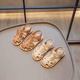 Sandals Little Children Sandals Rabbit Cute Unisex Cut-outs Kids Summer Sliders 21-30 Fashion Khaki Beige Pu Leather Boys Girls Shoes AA230518