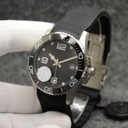41 mm Conquest Herrenuhr, automatisches mechanisches Uhrwerk, Kautschukarmband, Concas-Keramiklünette mit HYDROCONQUEST-Hardlex-Glasmarkierungen, schwarzes Zifferblatt