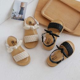 Sandals Girl's Sandals Bowtie Braided Soft 21-30 Children Sliders Bohemia Style Classic Fashion Open Toe Non-slip Kids Flats Shoes AA230518