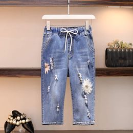 Women's Jeans L-4XL Plus Size Summer Elastic Waist Denim Harem Pants Embroidery Midi Ripped Jeans For Women Straight Casual Mom Jeans C7003 230519