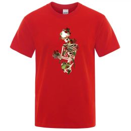 Сочная скидация скелет, заросший растениями, мужские футболки с хлопчатобумажными рубашками