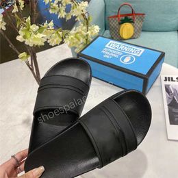 Slippers 2021 Nice Looking Slipper Mens Womens Summer Sandals Beach Slide Fashion Scuffs Slippers Ladies Flats Shoes Kicks Tiger Flowers Bee 3646 With Bo J230520