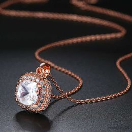 Top Quality Classic Crystal Rose Gold Colour Pendant Necklaces Made with Crystal