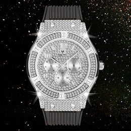 Wristwatches Free Drop Mens Watches Top Diamond Fashion Quartz Watch Men Waterproof Black Rubber Sport Wristwatch XFCS