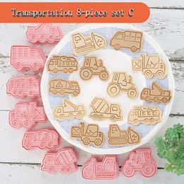 Baking Moulds 8 Pcsset Engineering Truck Cookie Cutters Plastic 3D Cartoon Pressable Biscuit Mould Stamp Kitchen Pastry Bakeware 230518