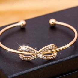 Bangle Fashion 8 Shaped Diamond Opening Bracelet Jewellery Charm Birthday Surprise Gift For Woman Vintage EarringsBangle