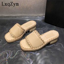 Slippers Low Square Heel Real Leather Slippers Women Shoes Open Toe Thick Sole Metal Chain Decor Sandals Ladies Summer Comfort Vacation X230519