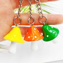 Keychains Cute Mushroom Keychains for Women Cartoon Resin Mushroom Key Ring Girl Children Bag Pendant Charms Jewelry Gifts