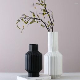 Vases Gear Shape Thread Black And White Ceramic Dried Flower Arrangement Container Vase Ornaments Indoor Decor Furnishings