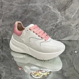 Brand Fashion Designer Platform womens Casual shoes leather lace-up sneaker lady Flat Running Trainers Letters gym sneaker