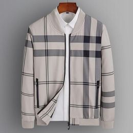 Designer Mens Jackets Clothing Luxury Letter Baseball Collar Business Casual Outerwear Zipper Coats Work Clothes Tops