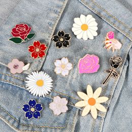 Cute Flowers Series Brooch for Girls Women Beautiful Rose Daisy Badge Fashion Backpack Enamel Pins Jewellery Valentine's Day Gifts