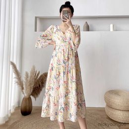 Maternity Dress Summer New Maternity Gentle Chiffon Floral Long Short-sleeved Breathable Soft Pregnancy Dress Photo Shoot R230519