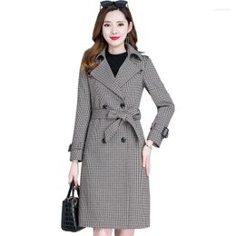 Women's Trench Coats Double-breasted Plaid Long Coat For Women Autumn 2023 Korean Slim Belt Lady Jacket Wool Vintage Women's Clothes