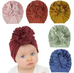 Yeni Moda Pileli Çiçek Bebek Kapağı Elastik Pamuklu Düz Renkler Saç Aksesuarları Beanie Cap Çok Renkli Bebek Türban Şapkaları 001