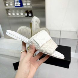 Slippers New Luxury Design Shoes Women's Slippers High Quality Genuine Leather Solid Sandals Summer Outside Shoes Flat With Women's Shoe X230519