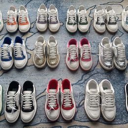 Tasarımcı Sıradan Sheos Rhyton Spor Ayakkabı Bej Erkek Eğitmenler Vintage Lüks Chaussures Bayan Dantel Up Ayakkabı UNISEX LOVERS