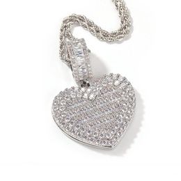 Necklaces Hip Hop Iced Out Heart Locket Couple Necklace Custom Photo Memorial Pendant Micro Paved Full CZ Gold Diamond Jewellery Necklaces