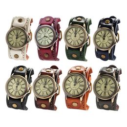 Wristwatches Unisex Quartz Watch Roman Numerals Wide Band Round Dial Retro Punk Wristwatch For Meeting Performance Men Women Stylish