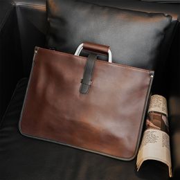 Briefcases Luxury Business Briefcase Male High-quality Crazy Horse Leather Crossbody Shoulder Bag Men Laptop Bag Man Handbag Briefcases 230520