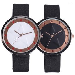 Wristwatches Watch Belt Ladies Leather Student Embossed Quartz Creative Women's Undone Watches For Men