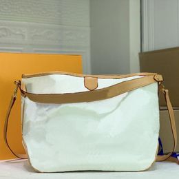 Large Capacity Package Women Shopping Bags Handbag Flower Colour Letters Genuine Leather Interior Zipper Hardware Removable Shoulder Strap