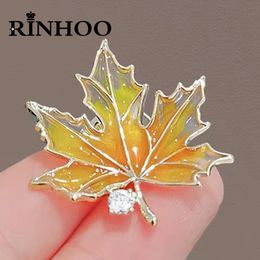 Rinhoo Vintage Painting Enamel Maple Leaf Brooches Pins For Women Girls Exquisite Rhinestone Maple Leaves Badge Fashion Jewellery