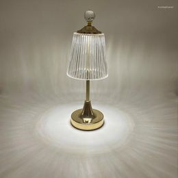 Table Lamps Nordic Crystal Lamp LED Bar Touch Dimmable Golden Desk Living Room Bedroom El Atmosphere Bedside
