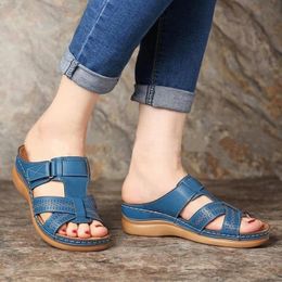 Sandalen Hausschuhe Frauen 2023 Sommer Casual Flache Schnalle Schuhe Komfort Damen Rutschen Slip Auf Keile Alias