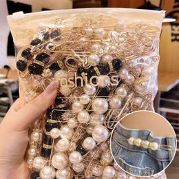 6pc Pearl Brooches Set Waist Buckle Cardigan Jeans Button Brooch Pins Women Sweater Coat Anti Fall Pearls Clothes Pin Decoration