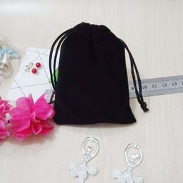 Boxes 100 pcs/Lot 9 Size Black Jewelry Velvet Gift Bags For Jewelry Cosmetic Packaging Bags 2018 New Velvet Drawstring Bags Wholesale