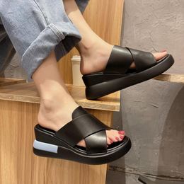 Slippers 2023 Summer Platform Wedge Women Thick Sole Pu Leather Cross Strap Height Increasing Outdoor Slides Ladies Female Shoes