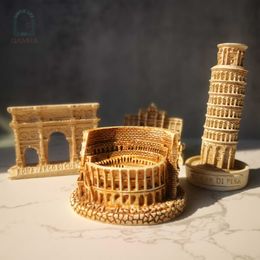 Novelty Items Simulation Ancient Rome Colosseum Resin Mini Statue Sand Table Building Desktop Decoration Classical Architecture Sculpture G230520