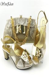 Kleidschuhe Charming Gold und Taschensets 7 cm Heels Italienisch mit passenden Taschen Gute Qualität Damen Stil 3843 WENZHAN B022015913026