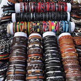 Bracelets Wholesale Random 50PCS/Lot Surfer Bracelet Handmade Men's Women's Braided Leather Cuff Bracelets Wrap Jewelry Party Gift NM4