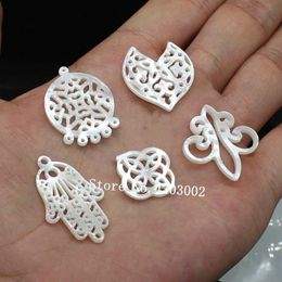 Crystal 10pcs/lot Natural Hollow Cut Mother of Pearl shell for DIY Jewellery Natural Hollow Hamsa clover MOP Pearl shell Beads