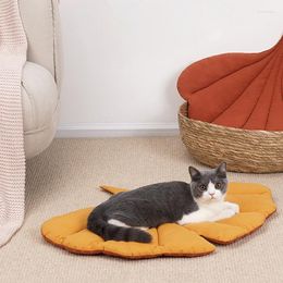 Cat Beds Leaf Shape Soft Dog Bed Mat Crate Pad Sleeping Kitten Cushion Cozy Collapsible Washable Pet Cojines