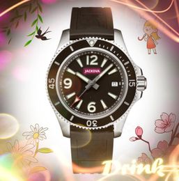 Luxury fashion classic waterproof men watch 42mm three pins lumious designer clock rubber band casual business quartz wristwatch accessories Holiday gifts