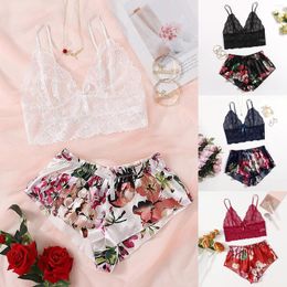 Women's Sleepwear Sexy Lingerie Role Play Sets Polyester Sleeveless Night Girls Vintage Bra