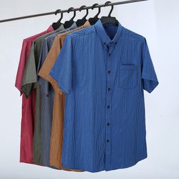 Men's Casual Shirts 5 Colour Summer Short Sleeve Shirt Men Loose Casual Classic Plaid Business Plus Size Shirts Male Brand Clothes 6XL 7XL 8XL 10XL 230519