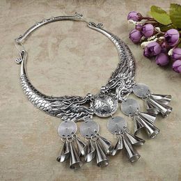 Pendant Necklaces & BOHEMIA ETHNIC STYLE RETRO COLLAR PLATING Jewellery MIAO SILVER SWEATER CHAIN SUPPORT WHOLESALE