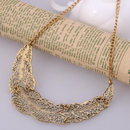 Pendant Necklaces Exaggerated Necklace Composed Of Multiple Hollow Retro Leaves Arranged Vintage Collier Femme Women Boho Colar Jewelry