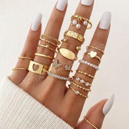 Bohemia Zircon Crystal Pearl Rings for Women Butterfly Heart Charm Hollowed Stars Geometric Rings Set Fashion Jewelry