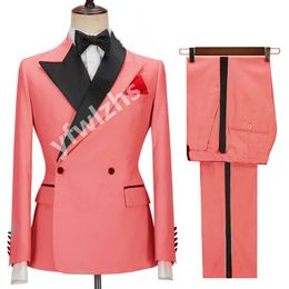 Handsome Double-Breasted Groom Tuxedos Peak Lapel Groomsmen Man Suit Mens Wedding/Prom/Dinner Suits Bridegroom Jacket Pants Tie B27151212