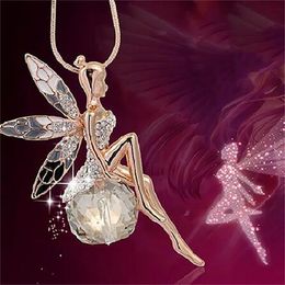 Vintage Butterfly Fairy Pendant Necklace Women Fashion Sweater Chain Necklace Charm Crystal Angel Wing Necklace Party Jewellery GC2141