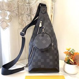 Top Quality Designer Mens Bag Genuine Leather Shoulder Bags Luxurys Crossbody bag Purse Wallet Hobo Zipper bum bag Handbag Chest bag Belt Bag Bumbag 20cmx42cmx6cm